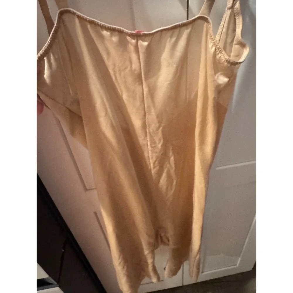Spanx Skinny Britches Mid-Thigh Bodysuit Nude Beige Shapewear XL
